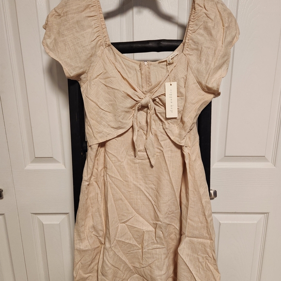 Copper Key Cream Mini Dress - Picture 1 of 2